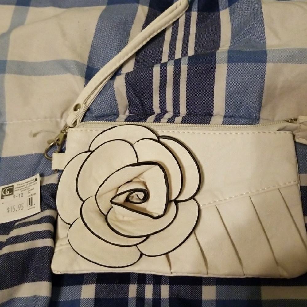 Wristlet